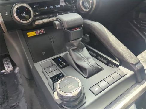 Certified 2025 Toyota Tacoma TRD Sport image 15