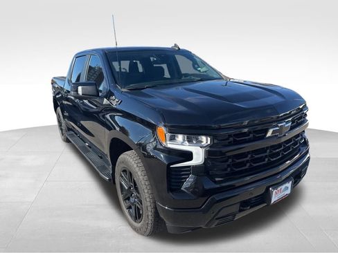 Used 2024 Chevrolet Silverado 1500 RST w/ Convenience Package II image 8