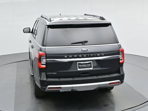 Used 2022 Ford Expedition Limited image 46