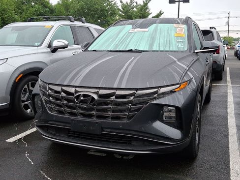 Used 2023 Hyundai Tucson Limited AWD/4WD image 2