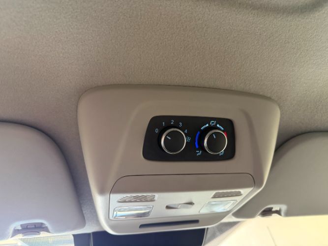 Used 2025 Ford Transit 350 XLT RWD image 23