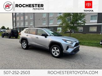 Used 2019 Toyota RAV4 LE w/ All Weather Liner Package AWD/4WD video 1