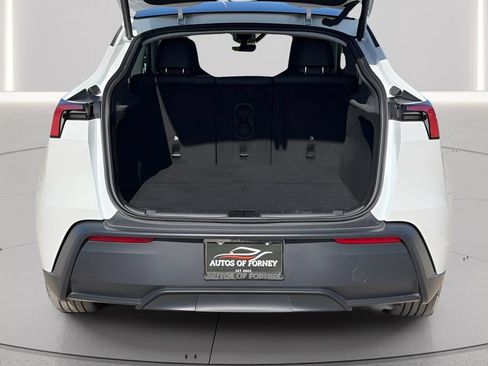 Used 2026 Tesla Model Y AWD image 24