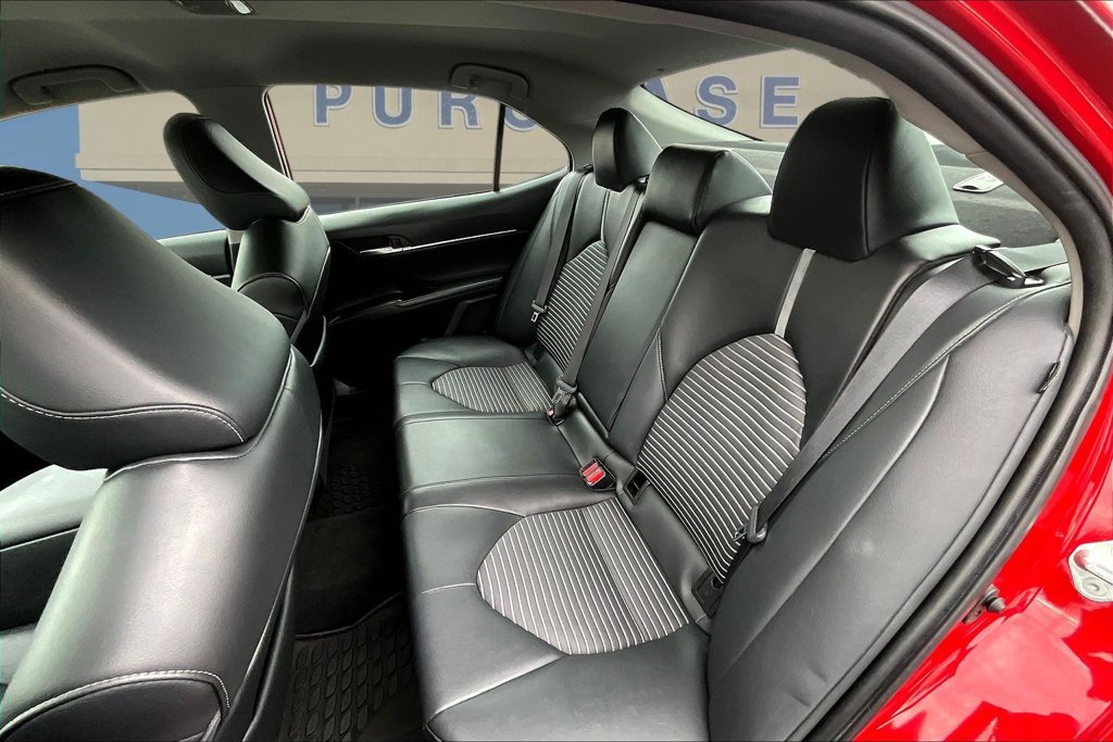 Used 2021 Toyota Camry SE FWD image 24