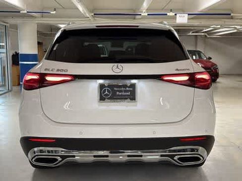 Certified 2026 Mercedes-Benz GLC 300 GLC 300 image 3