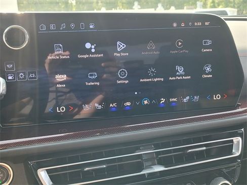 Used 2024 Chevrolet Traverse RS w/ LPO, Floor Liner Package image 23