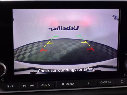 Used 2023 Nissan Rogue S image 20