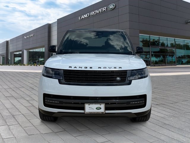 Used 2025 Land Rover Range Rover Autobiography AWD/4WD image 8