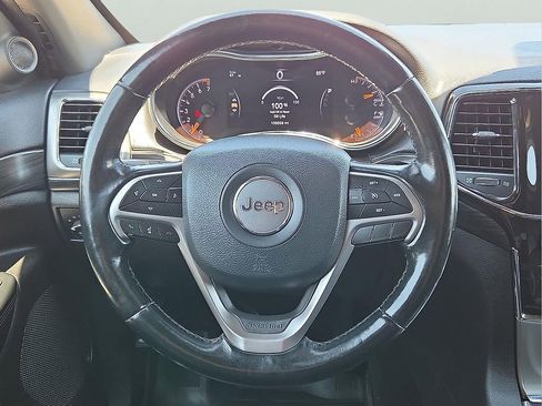 Used 2021 Jeep Grand Cherokee Laredo X RWD image 13