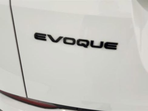 Used 2024 Land Rover Range Rover Evoque Dynamic SE image 32