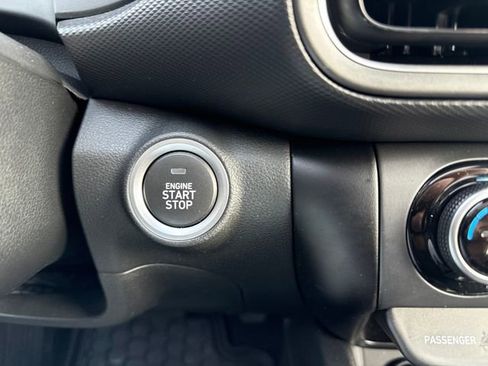 Used 2022 Hyundai Kona Limited image 35