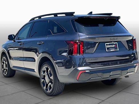 Certified 2026 Kia Sorento SX Prestige AWD/4WD image 12