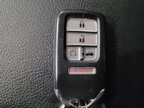 Used 2020 Honda Civic Sport image 32