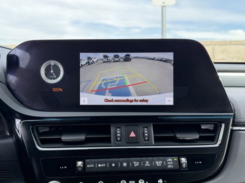 Certified 2023 Lexus ES 350 F Sport w/ Accessory Package (Z2) image 26