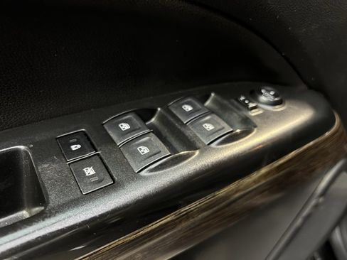 Used 2018 GMC Canyon Denali image 34