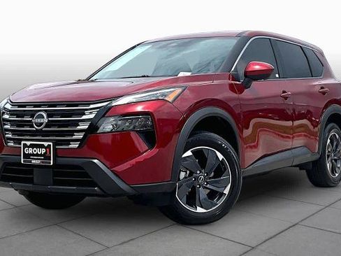 Certified 2026 Nissan Rogue SV FWD image 1