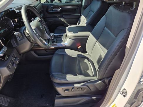 Certified 2025 Chevrolet Silverado 3500 LTZ w/ LTZ Plus Package image 10