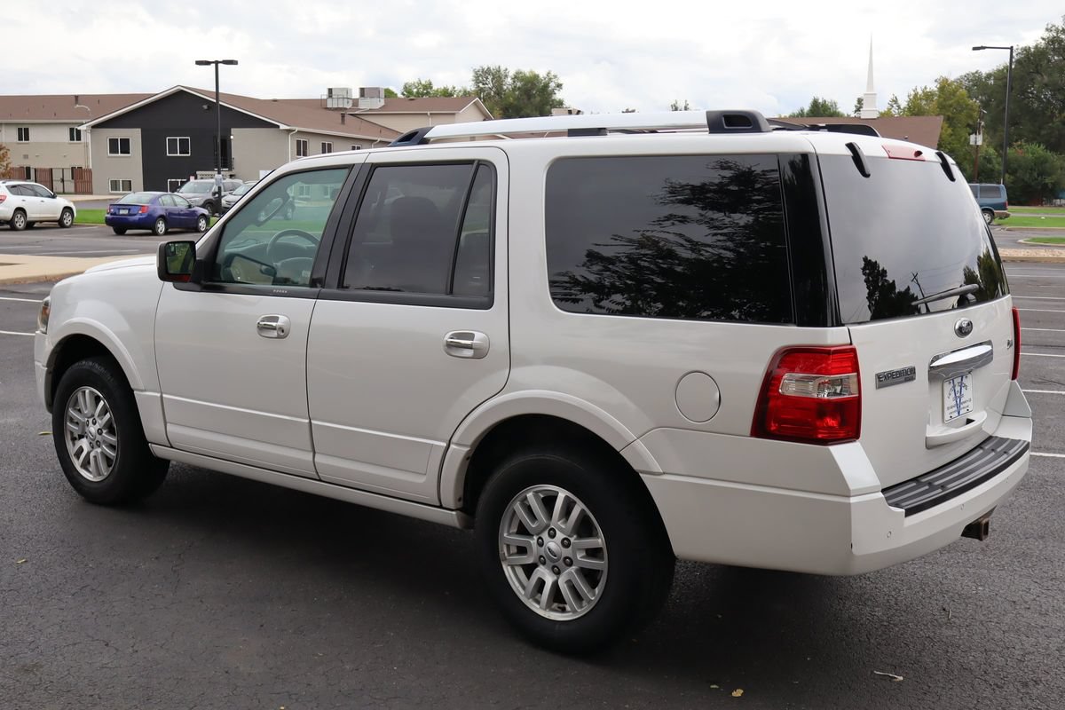 Used 2014 Ford Expedition Limited w/ Equipment Group 301A RWD image 8