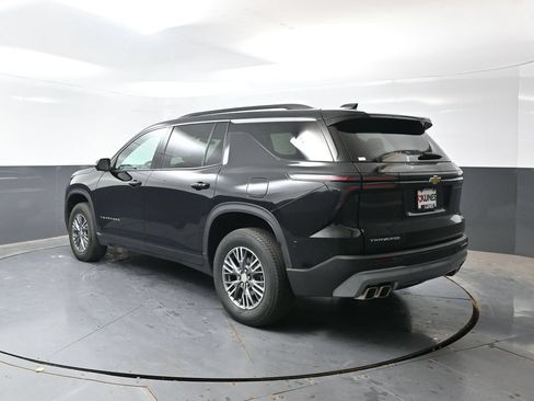 Used 2024 Chevrolet Traverse LT FWD image 12