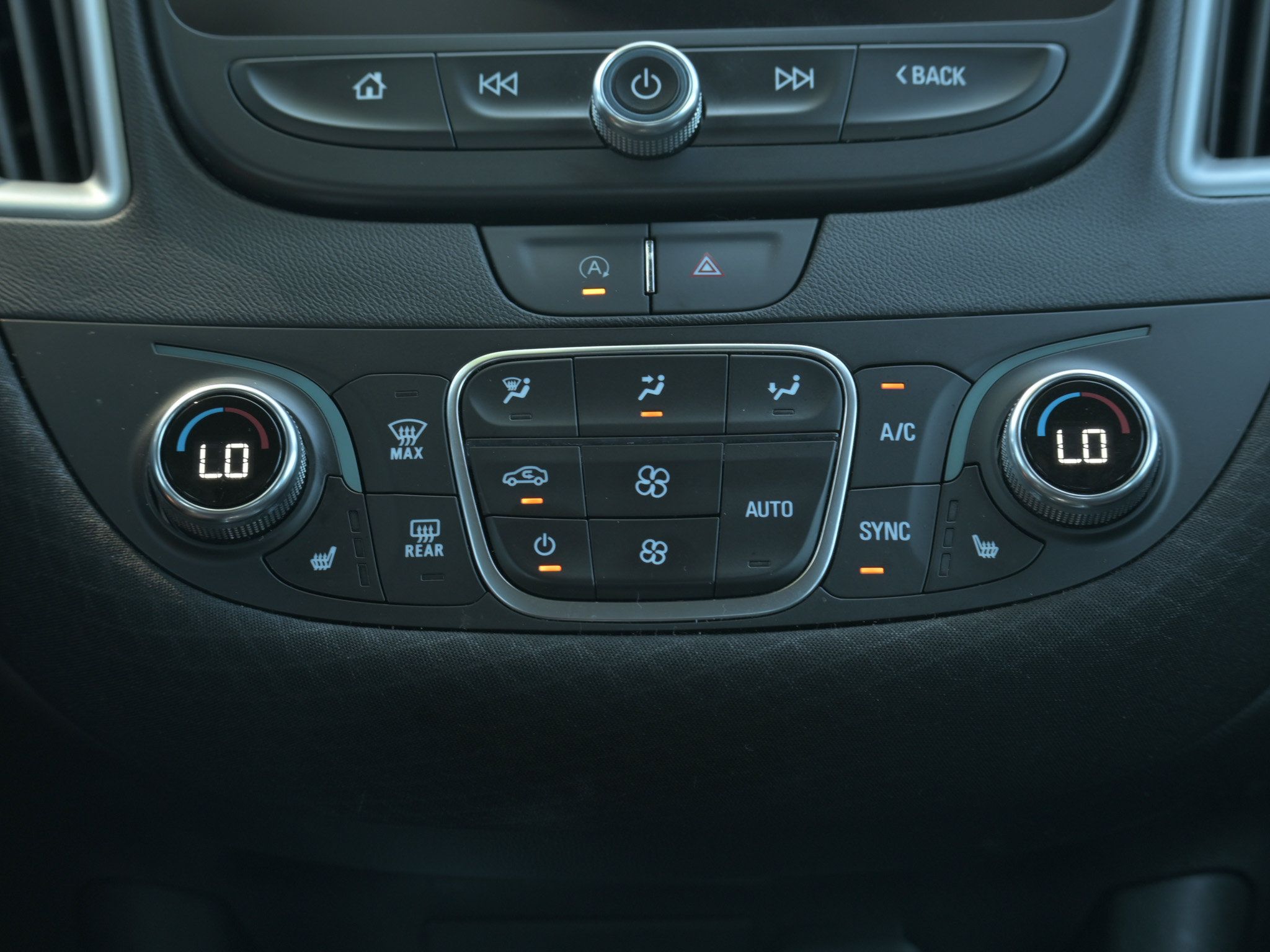 Used 2025 Chevrolet Malibu LT FWD image 13