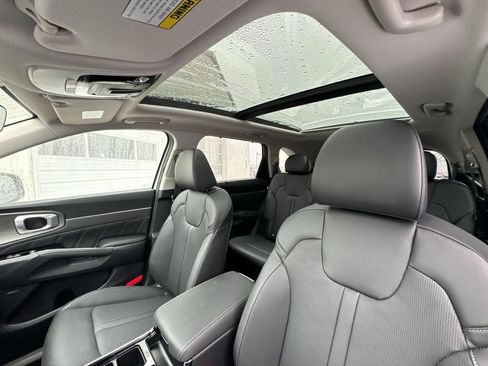 New 2026 Kia Sorento SX image 22