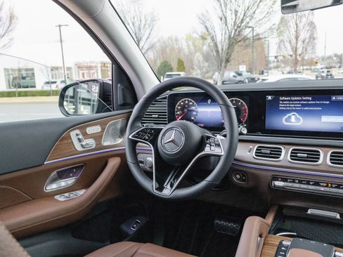 New 2026 Mercedes-Benz GLE 450 4MATIC image 23