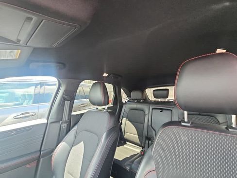 Used 2025 Ford Escape ST-Line AWD/4WD image 8