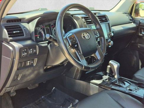 Used 2023 Toyota 4Runner TRD Off-Road Premium AWD/4WD image 10