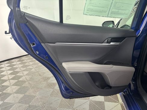 Used 2023 Toyota Camry XLE FWD image 21