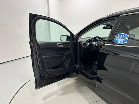 Used 2020 Ford Edge SEL w/ Convenience Package image 23