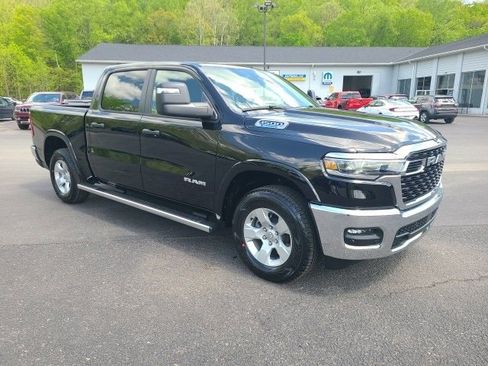 New 2025 RAM 1500 Big Horn image 7