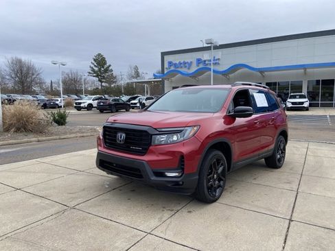Used 2024 Honda Passport Black Edition image 4
