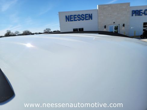 Used 2024 Volkswagen Atlas SE image 8