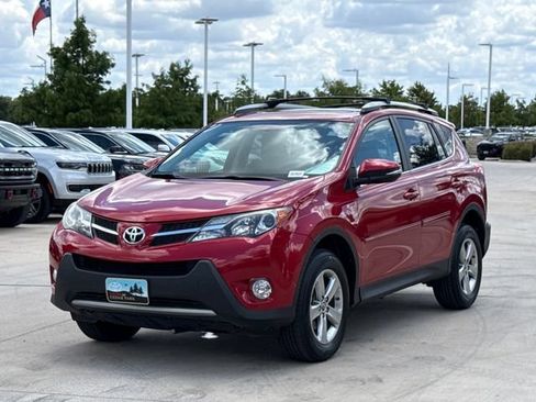 Used 2015 Toyota RAV4 XLE FWD image 7