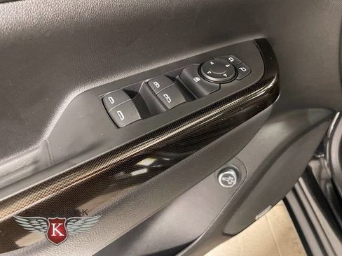 Used 2023 GMC Acadia AT4 AWD/4WD image 21