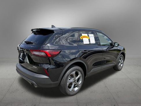 Used 2025 Ford Escape ST-Line AWD/4WD image 4