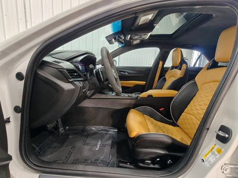 Used 2023 Cadillac CT4 V Blackwing w/ Driver Assist Package RWD image 30