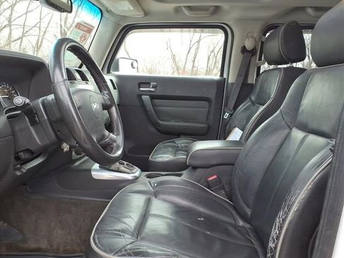 Used 2006 HUMMER H3 image 13