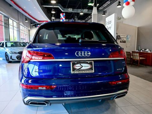 Used 2023 Audi Q5 2.0T Premium w/ Convenience Package AWD/4WD image 6