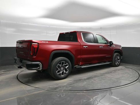 New 2026 GMC Sierra 1500 SLT w/ SLT Premium Plus Package AWD/4WD image 8