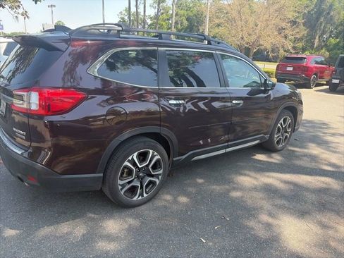 Used 2024 Subaru Ascent Touring AWD/4WD image 3