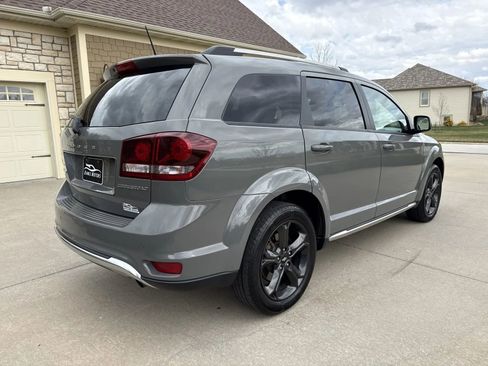 Used 2020 Dodge Journey Crossroad image 5
