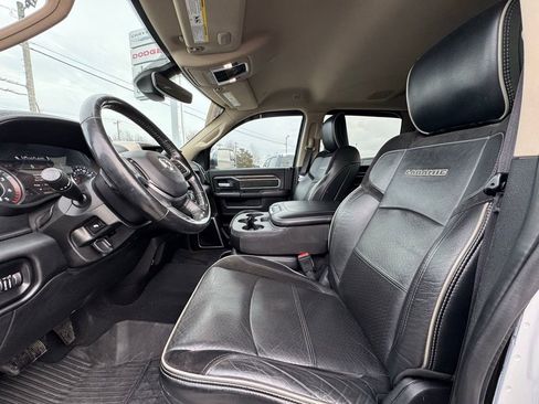 Used 2020 RAM 2500 Laramie image 16