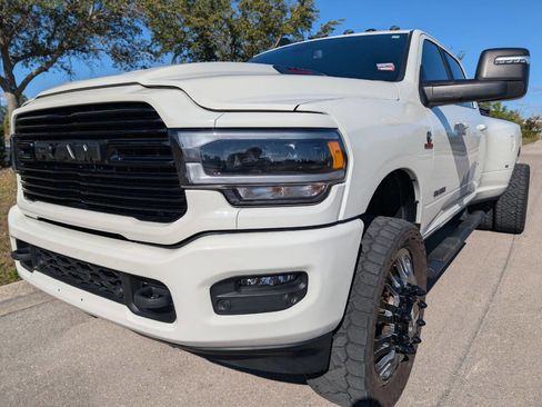 Used 2024 RAM 3500 Laramie w/ Night Edition image 10