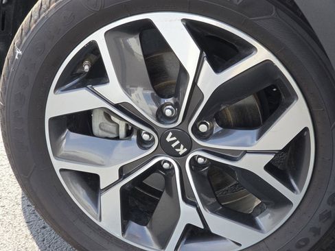 Used 2021 Kia Sportage EX FWD image 9