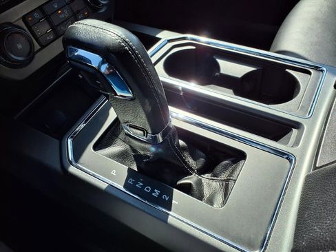 Used 2016 Ford F150 XLT w/ Equipment Group 302A Luxury image 22