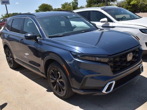 Used 2024 Honda CR-V Sport Touring image 4