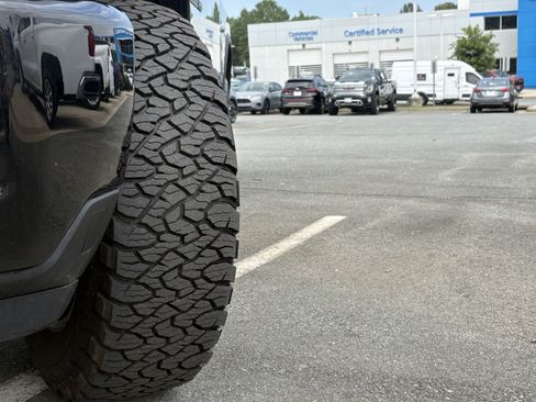 Used 2025 Chevrolet Silverado 2500 LT w/ Trail Boss Package AWD/4WD image 26