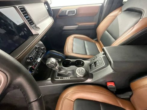 Used 2023 Ford Bronco Outer Banks AWD/4WD image 13