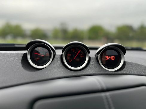 Used 2016 Nissan 370Z Coupe RWD image 17